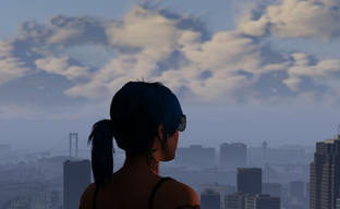 Блогер показал бабушке геймплей GTA 5 под видом выпуска криминальных новостей