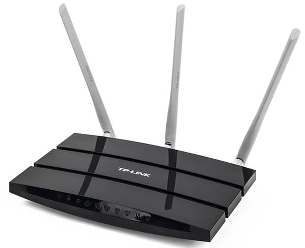 Внешний вид TP-Link TL-WR1045ND Внешний вид TP-Link TL-WR1045ND