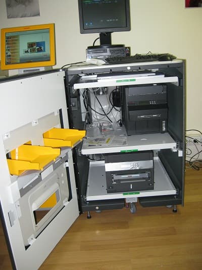 Система способна выполнять до 8 заказов одновременно