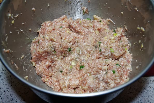 Кухонный комбайн (планетарный миксер) Clatronic KM 3630