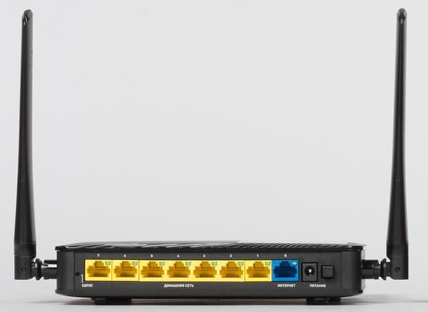 Внешний вид Zyxel Keenetic Ultra II Внешний вид Zyxel Keenetic Ultra II