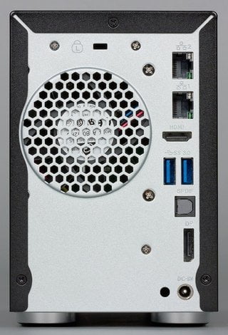 Внешний вид сетевого накопителя Thecus W2810Pro