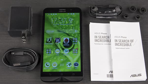 Комплектация смартфона Asus Zenfone 2 ZE551ML
