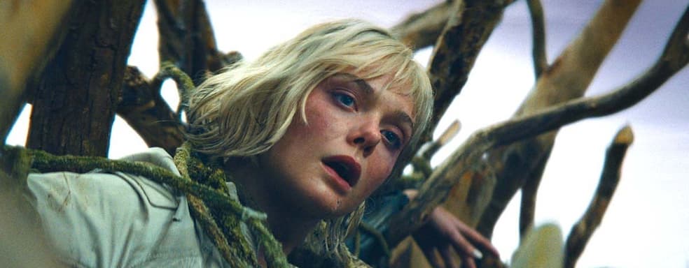 Director of "Predator: Badlands" Discusses the Influence of Video Games on the Relationship Between Elle Fanning's Character and the Predator