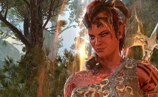 Бюджетный косплей Карлах из Baldur’s Gate 3. Lowcostcosplay примерил знаменитый образ, Астариону тоже досталось