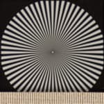 Объектив Nikon 85mm f/1.8G AF-S Nikkor, фокусное расстояние 85 мм, f/1,8, центр кадра