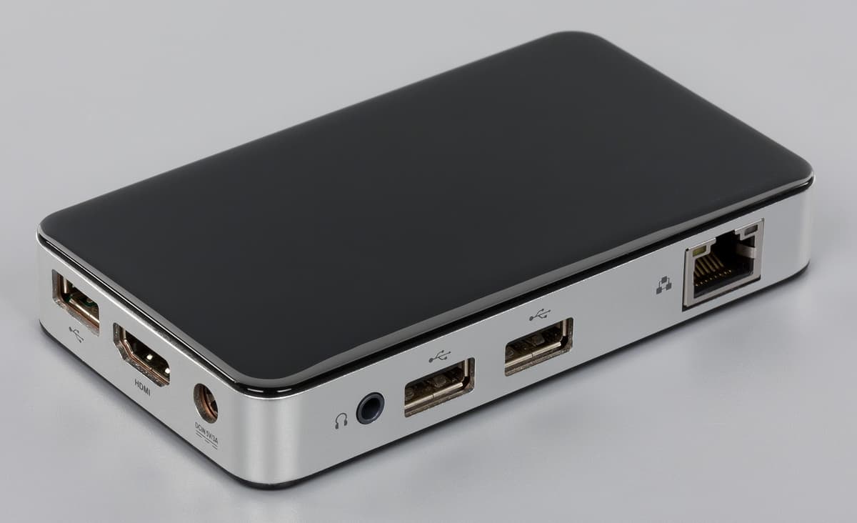 Внешний вид Zotac ZBox PI320