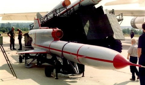 БПЛА Ту-143