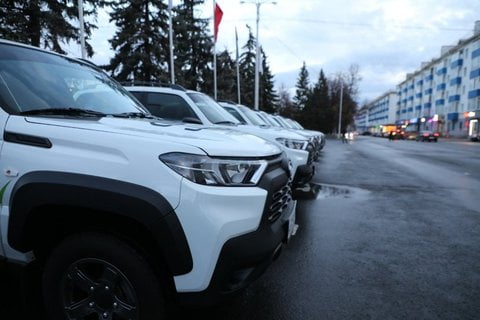 Lada Niva Travel
