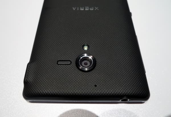 Мобильные новинки CES 2013