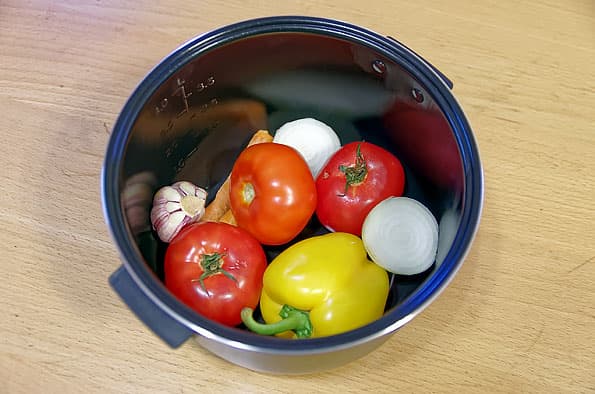 Мультикухня Redmond RMC-FM230