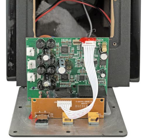 Edifier R1800TIII, усилитель