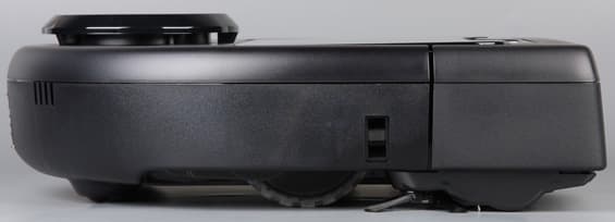 Neato Botvac Connected, вид справа Neato Botvac Connected, вид справа