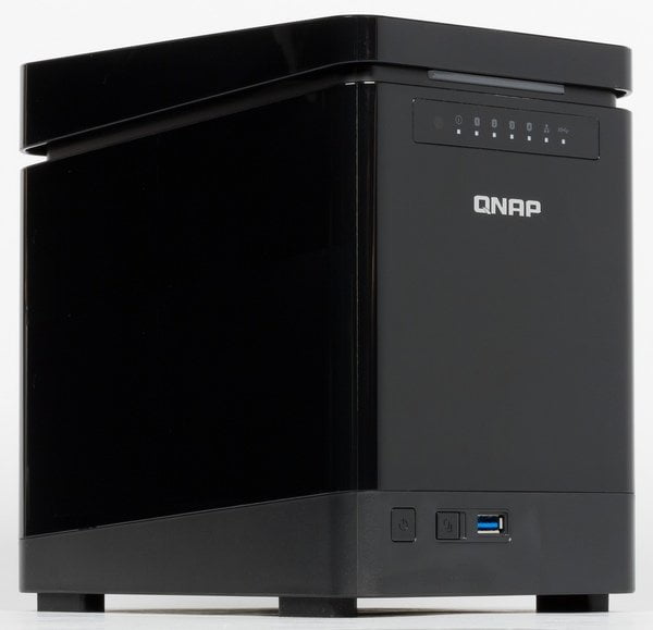 Внешний вид QNAP TS-453mini