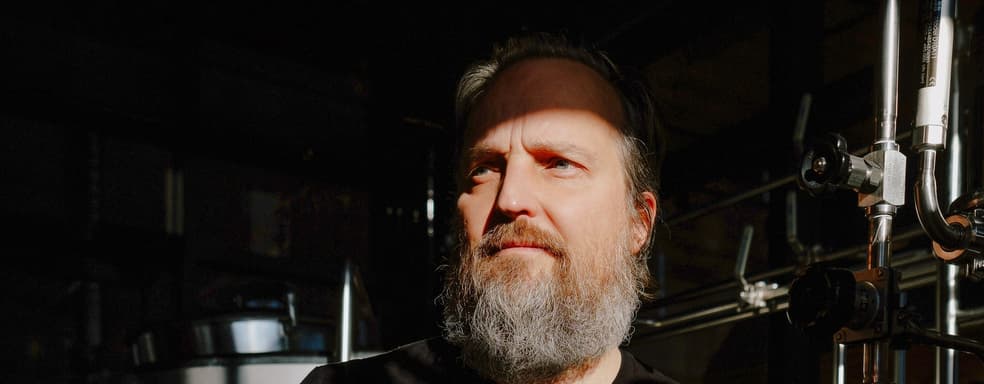 Бывший глава BioWare планировал «корпоративный пиратский рейд» на EA, но всё пошло не по плану