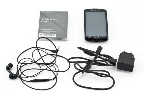Xperia Play комплект поставки