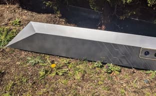 Фанат продаёт огромные Бастер Мечи из Final Fantasy VII