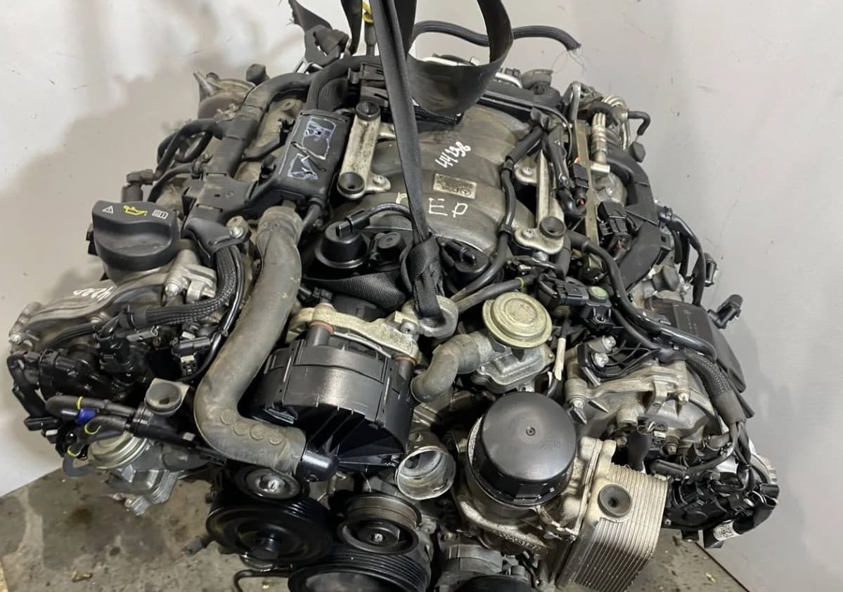 Бензиновый двигатель&nbsp;M 272.922 2.5