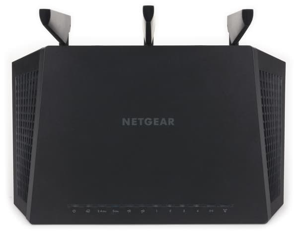 Внешний вид Netgear R7000 Внешний вид Netgear R7000