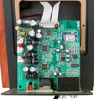 Усилитель Edifier R1700BT