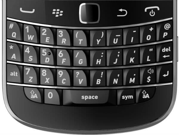 Смартфон BlackBerry Bold 9900 Смартфон BlackBerry Bold 9900