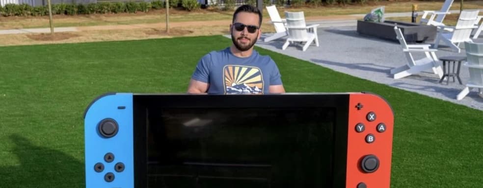 Инженер создал огромную Nintendo Switch и подарил детской больнице