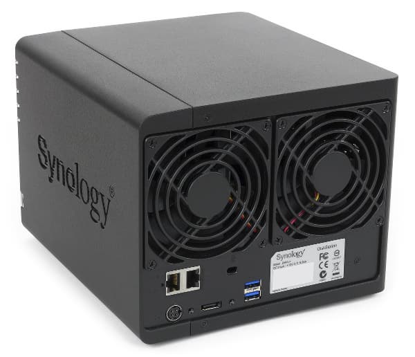 Внешний вид Synology DS415+