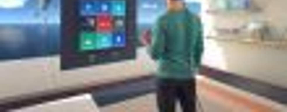 Microsoft: мы не хотели, чтобы разработчики отвлекались на виртуальную реальность в этом году