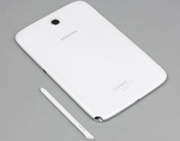 Вид сзади Samsung Galaxy Note 8.0