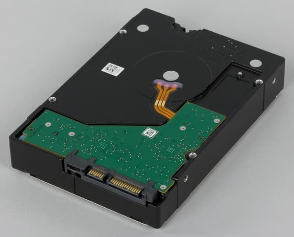 Внешний вид Seagate Enterprise NAS HDD