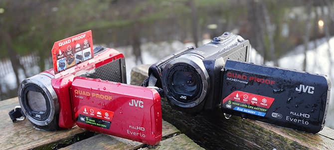 Защищенные видеокамеры JVC GZ-R10, GZ-R15 и GZ-RX115