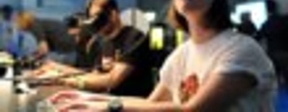 Мобильные шлемы виртуальной реальности станут популярными быстрее, чем Oculus Rift и PlayStation VR, считает Палмер Лаки