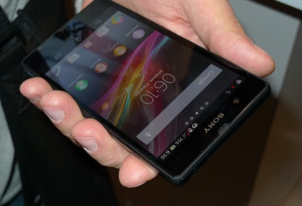 Мобильные новинки CES 2013