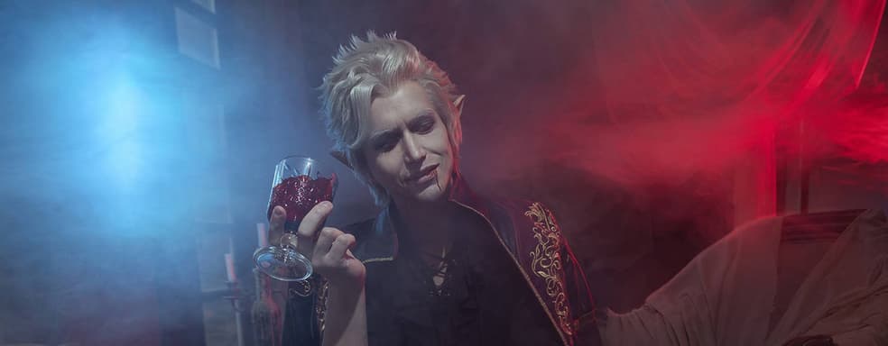 Обольстительный кровосос: косплеер предстал в образе Астариона из Baldur’s Gate 3