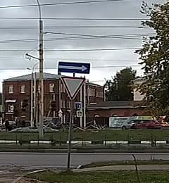 Экшн-камера Yi 4K Action Camera