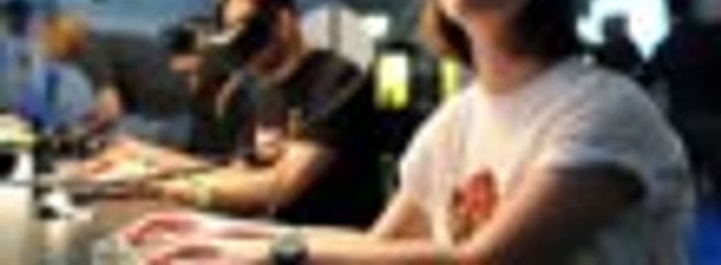 Мобильные шлемы виртуальной реальности станут популярными быстрее, чем Oculus Rift и PlayStation VR, считает Палмер Лаки