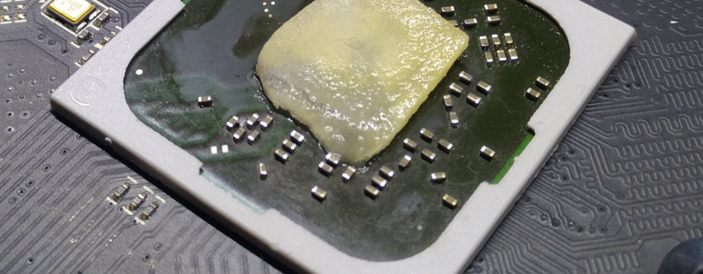 Термопасту заменили кетчупом, сыром и картофелем. Результаты противостояния необычных термоинтерфейсов