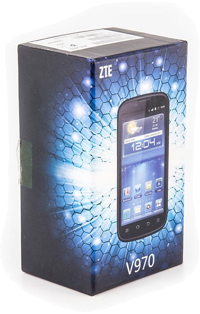 Упаковка коммуникатора Обзор ZTE V970. Упаковка коммуникатора