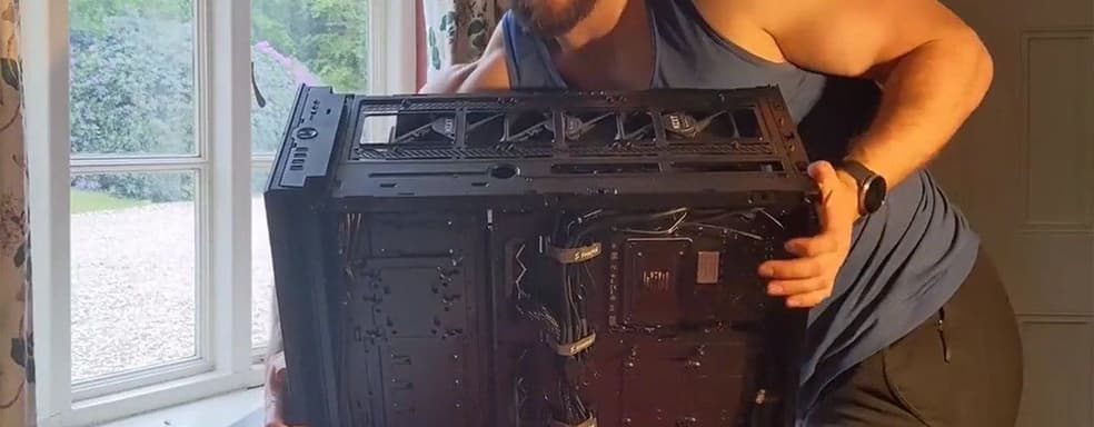 Henry Cavill is hoping for a Red Dead Redemption 2 adaptation