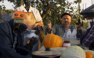 Фрактал Кукумбер на острие прогресса. Киберпанк в российской деревне набирает популярность