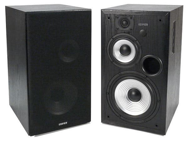 Внешний вид активных стереоколонок Edifier R2700 / Studio7
