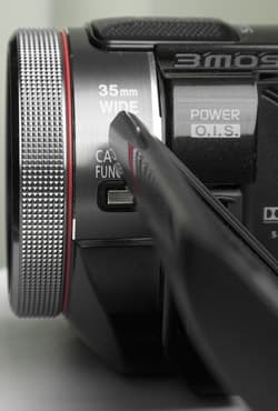 Видеокамера Panasonic HDC-TM900