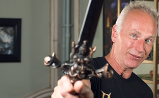 Глава Larian пошутил про свою жену, отсылка к Elden Ring в аниме Solo Leveling — самое интересное за 28 апреля