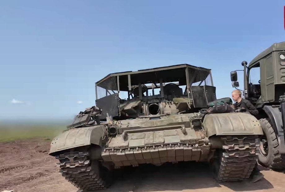 Замена Т-72Б3 в полевых условиях