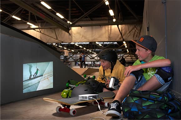 Портативные проекторы Vivitek серии Qumi