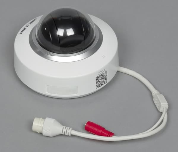 Камера Hikvision DS-2DE2202-DE3
