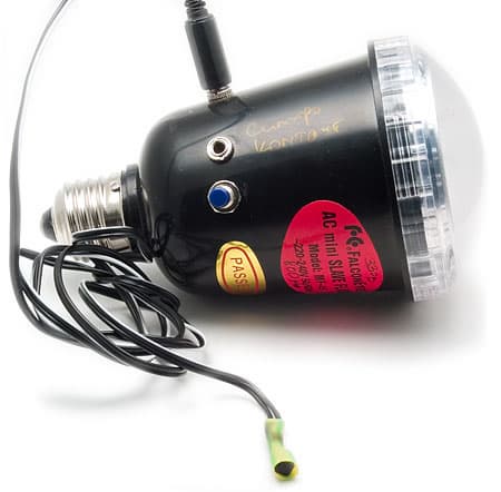 Модифицированная FalconEyes AC mini SLAVE MF-45