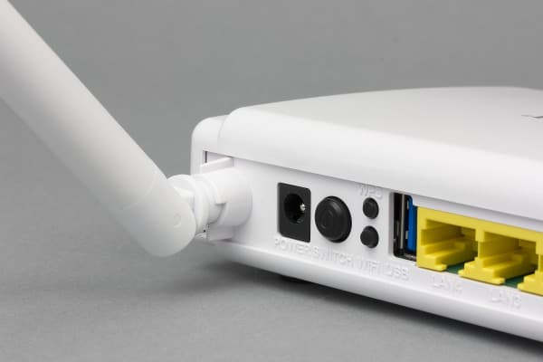 Внешний вид Upvel UR-354AN4G