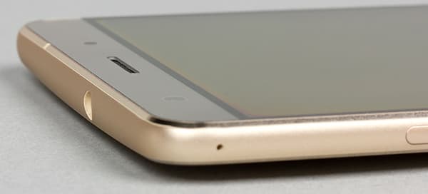 смартфон Asus Zenfone 3 Deluxe