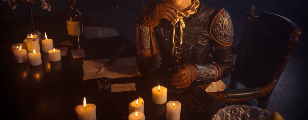 Тост за сладкую месть: модель показала косплей Сианны из дополнения «Кровь и Вино» для The Witcher 3: Wild Hunt